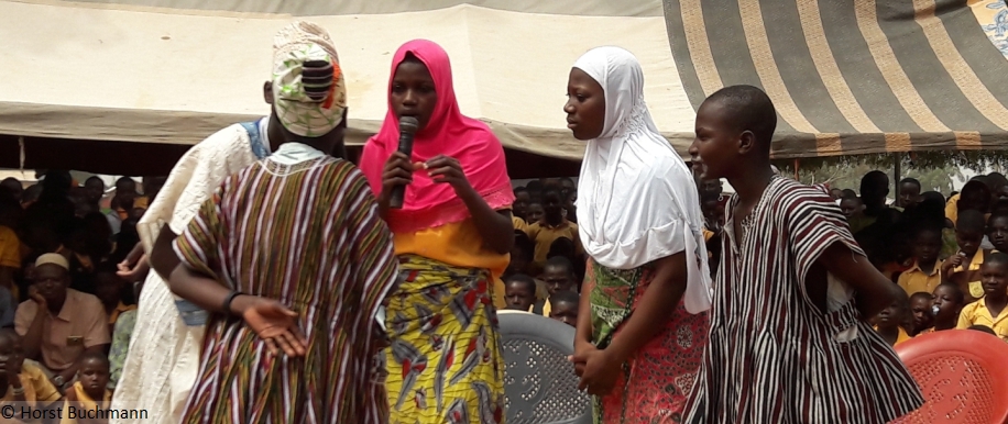 Aktion gegen Frühehe und Zwangsheirat in Ghana